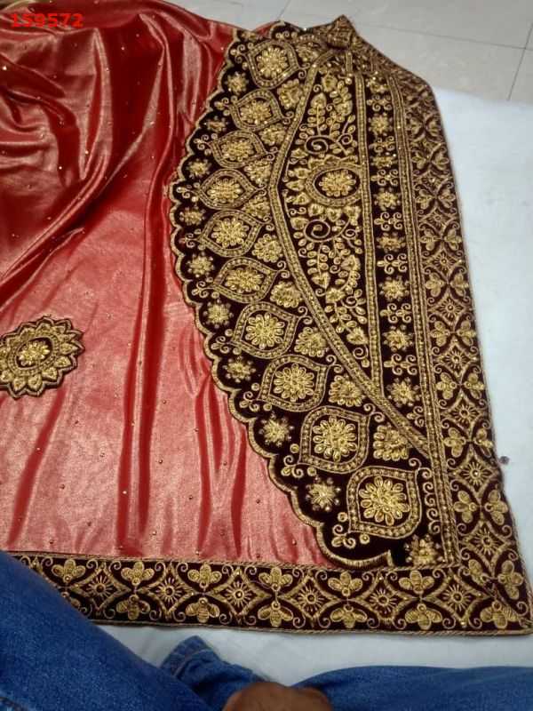 BOX SAREE EMBROIDERY DESIGN